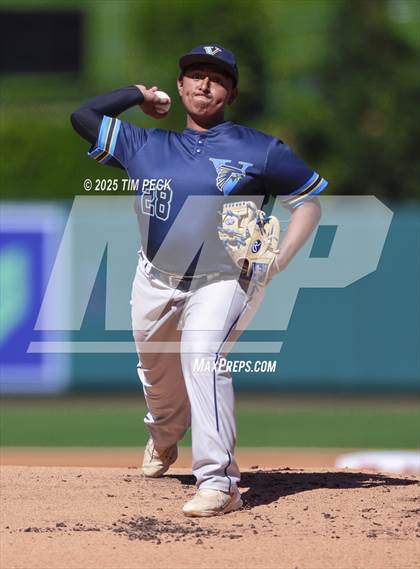 Thumbnail 3 in Santa Ana Valley vs. Rolling Hills Prep photogallery.