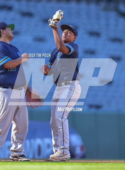 Thumbnail 1 in Santa Ana Valley vs. Rolling Hills Prep photogallery.