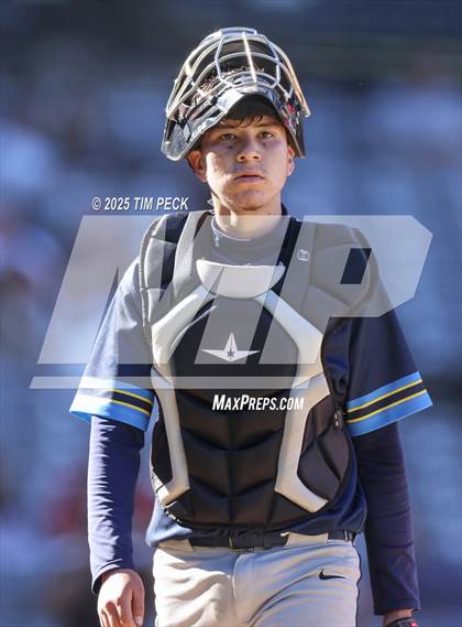 Thumbnail 3 in Santa Ana Valley vs. Rolling Hills Prep photogallery.