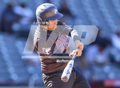 Thumbnail 3 in Santa Ana Valley vs. Rolling Hills Prep photogallery.