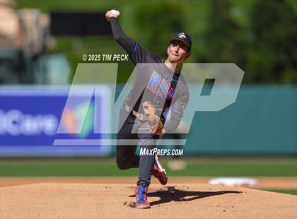 Thumbnail 2 in Santa Ana Valley vs. Rolling Hills Prep photogallery.