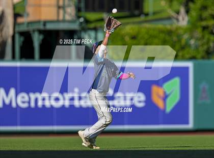 Thumbnail 3 in Santa Ana Valley vs. Rolling Hills Prep photogallery.