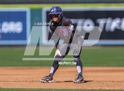 Thumbnail 3 in Santa Ana Valley vs. Rolling Hills Prep photogallery.