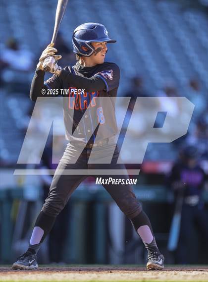 Thumbnail 2 in Santa Ana Valley vs. Rolling Hills Prep photogallery.