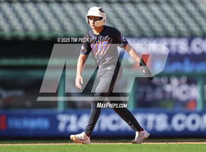 Thumbnail 2 in Santa Ana Valley vs. Rolling Hills Prep photogallery.
