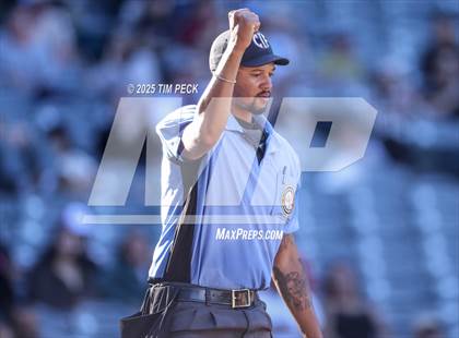 Thumbnail 2 in Santa Ana Valley vs. Rolling Hills Prep photogallery.