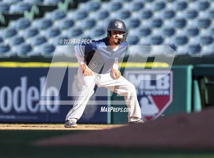 Thumbnail 3 in Santa Ana Valley vs. Rolling Hills Prep photogallery.