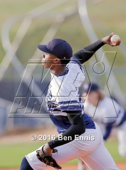 Thumbnail 3 in Luella vs Ola  photogallery.