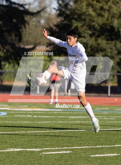 Thumbnail 2 in Rio Americano vs. Kennedy (CIF SJS D2 Playoff) photogallery.