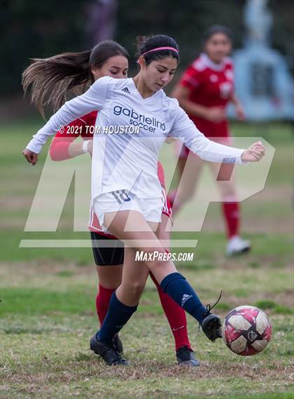 Thumbnail 2 in Gabrielino @ Marshall photogallery.