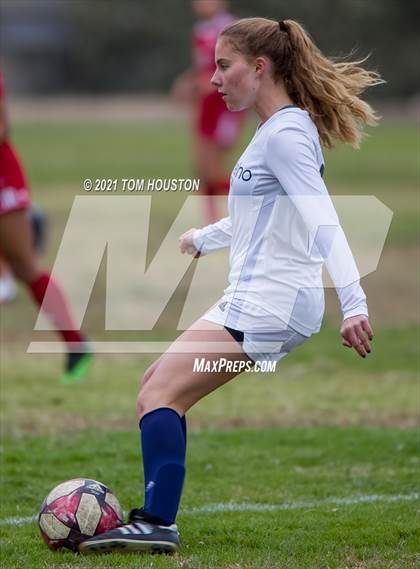 Thumbnail 1 in Gabrielino @ Marshall photogallery.