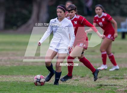 Thumbnail 2 in Gabrielino @ Marshall photogallery.