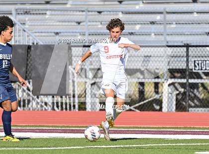 Thumbnail 3 in JV: Cardinal Mooney vs. Parrish Community photogallery.