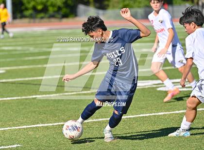 Thumbnail 3 in JV: Cardinal Mooney vs. Parrish Community photogallery.