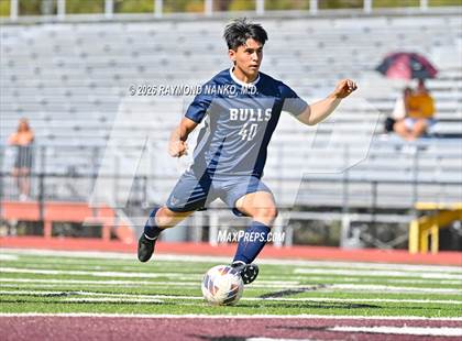Thumbnail 1 in JV: Cardinal Mooney vs. Parrish Community photogallery.
