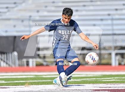 Thumbnail 1 in JV: Cardinal Mooney vs. Parrish Community photogallery.