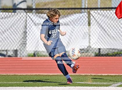 Thumbnail 1 in JV: Cardinal Mooney vs. Parrish Community photogallery.