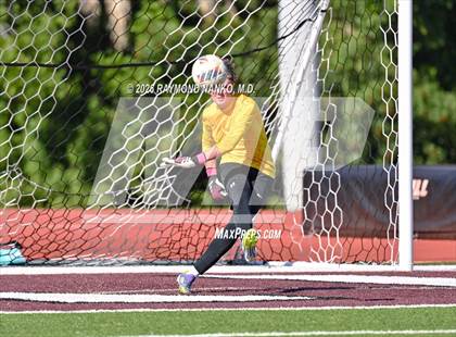 Thumbnail 3 in JV: Cardinal Mooney vs. Parrish Community photogallery.