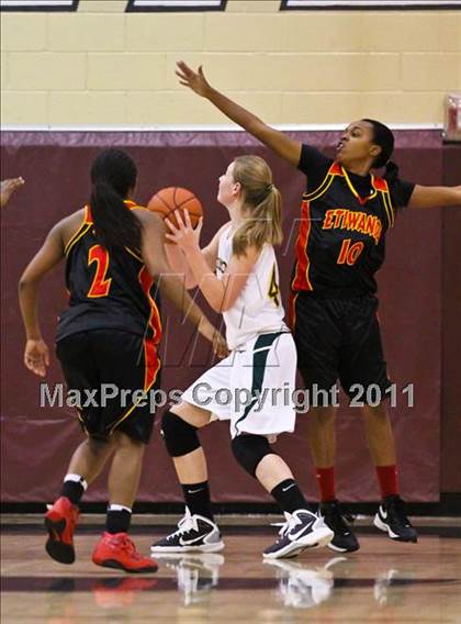 Thumbnail 3 in Edison vs. Etiwanda (Nike Tournament of Champions) photogallery.