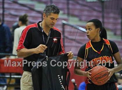Thumbnail 1 in Edison vs. Etiwanda (Nike Tournament of Champions) photogallery.