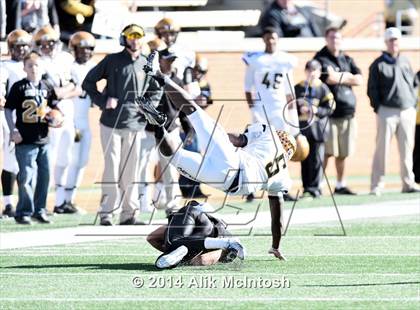 Thumbnail 2 in Clinton vs. Shelby (NCHSAA Class 2A Final) photogallery.