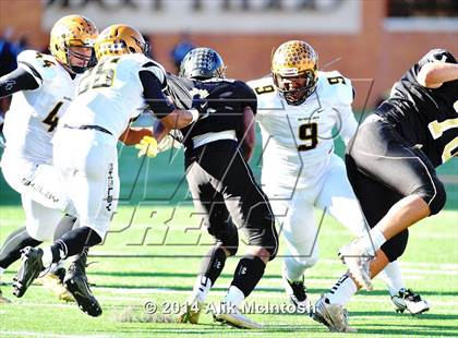 Thumbnail 1 in Clinton vs. Shelby (NCHSAA Class 2A Final) photogallery.
