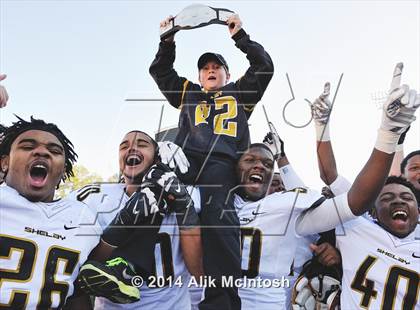 Thumbnail 1 in Clinton vs. Shelby (NCHSAA Class 2A Final) photogallery.