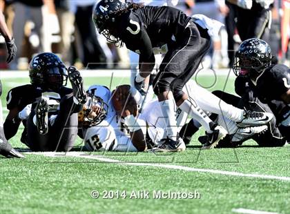 Thumbnail 1 in Clinton vs. Shelby (NCHSAA Class 2A Final) photogallery.