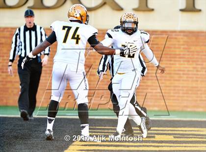 Thumbnail 3 in Clinton vs. Shelby (NCHSAA Class 2A Final) photogallery.