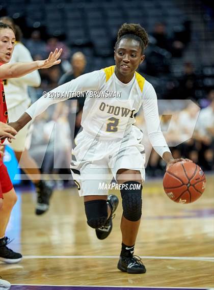 Thumbnail 1 in Rosary Academy vs. Bishop O'Dowd (CIF State D1 Final) photogallery.