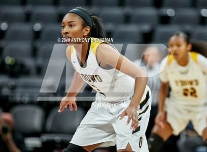 Thumbnail 3 in Rosary Academy vs. Bishop O'Dowd (CIF State D1 Final) photogallery.
