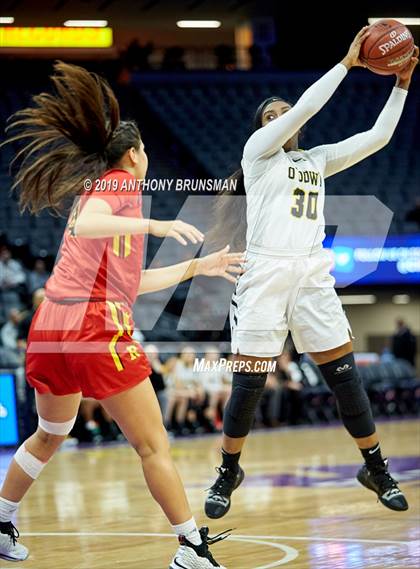 Thumbnail 1 in Rosary Academy vs. Bishop O'Dowd (CIF State D1 Final) photogallery.