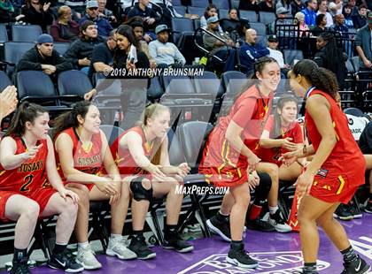 Thumbnail 3 in Rosary Academy vs. Bishop O'Dowd (CIF State D1 Final) photogallery.