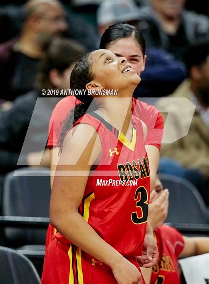 Thumbnail 3 in Rosary Academy vs. Bishop O'Dowd (CIF State D1 Final) photogallery.