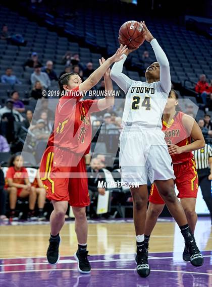 Thumbnail 2 in Rosary Academy vs. Bishop O'Dowd (CIF State D1 Final) photogallery.