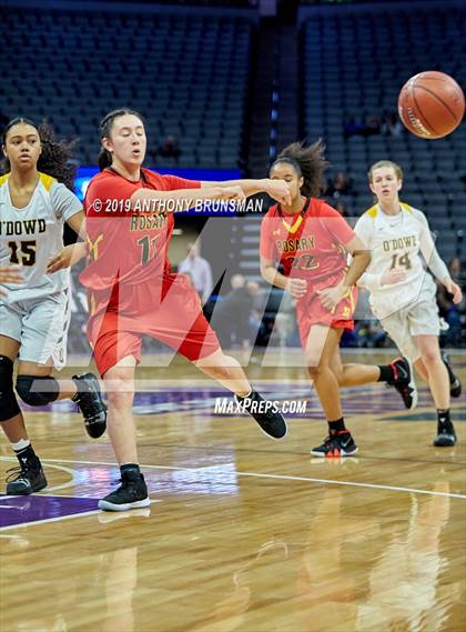 Thumbnail 3 in Rosary Academy vs. Bishop O'Dowd (CIF State D1 Final) photogallery.
