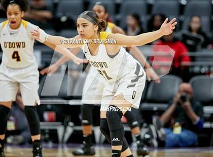 Thumbnail 3 in Rosary Academy vs. Bishop O'Dowd (CIF State D1 Final) photogallery.