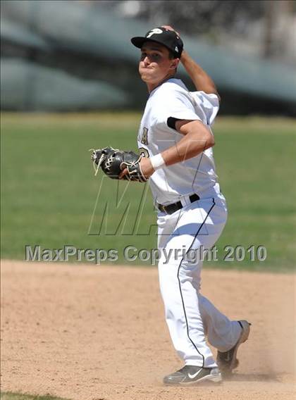 Thumbnail 1 in Bishop Amat vs. Palos Verdes Peninsula (Diamond Sports National Classic) photogallery.