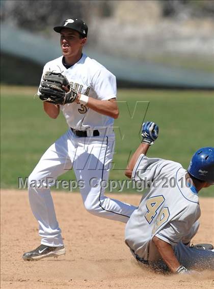 Thumbnail 1 in Bishop Amat vs. Palos Verdes Peninsula (Diamond Sports National Classic) photogallery.