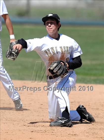 Thumbnail 1 in Bishop Amat vs. Palos Verdes Peninsula (Diamond Sports National Classic) photogallery.