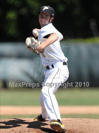 Thumbnail 3 in Bishop Amat vs. Palos Verdes Peninsula (Diamond Sports National Classic) photogallery.