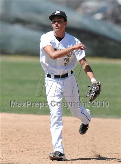 Thumbnail 3 in Bishop Amat vs. Palos Verdes Peninsula (Diamond Sports National Classic) photogallery.