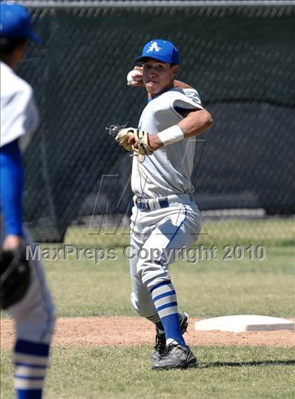 Thumbnail 2 in Bishop Amat vs. Palos Verdes Peninsula (Diamond Sports National Classic) photogallery.