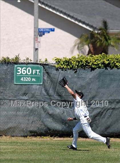 Thumbnail 1 in Bishop Amat vs. Palos Verdes Peninsula (Diamond Sports National Classic) photogallery.