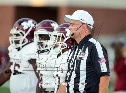 Thumbnail 3 in Mesquite @ Horn photogallery.