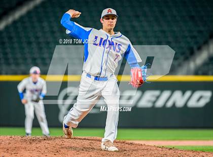 Thumbnail 1 in Auburn Mountainview vs. Eastside Catholic <B<Duplicate Gallery</B> photogallery.