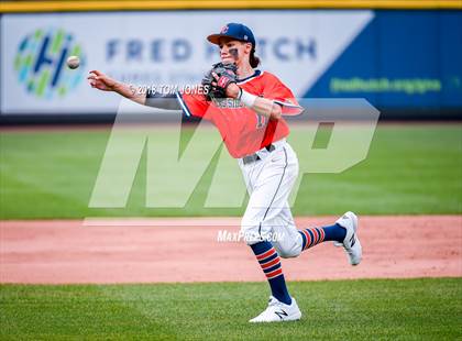 Thumbnail 1 in Auburn Mountainview vs. Eastside Catholic <B<Duplicate Gallery</B> photogallery.