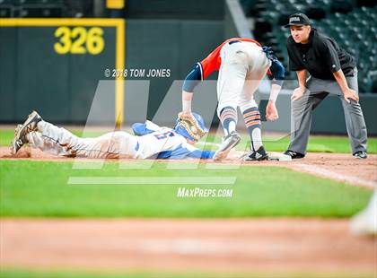 Thumbnail 2 in Auburn Mountainview vs. Eastside Catholic <B<Duplicate Gallery</B> photogallery.