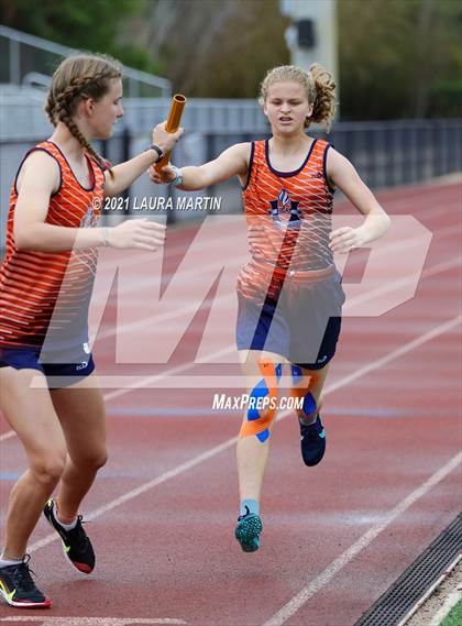 Thumbnail 1 in Cardinal Gibbons Distance Carnival photogallery.