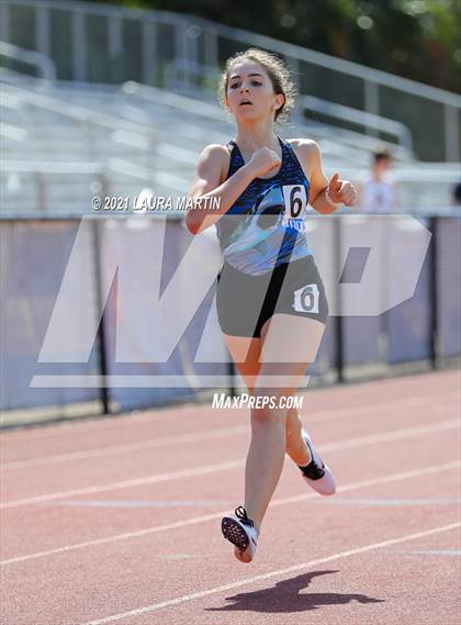 Thumbnail 1 in Cardinal Gibbons Distance Carnival photogallery.